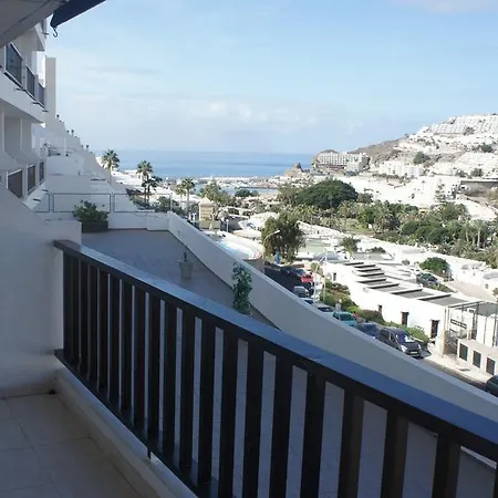 Apartman Spacious Flat With Ocean View