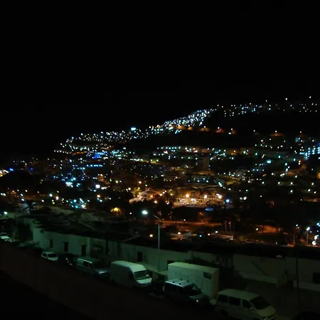 Spacious Flat With Ocean View