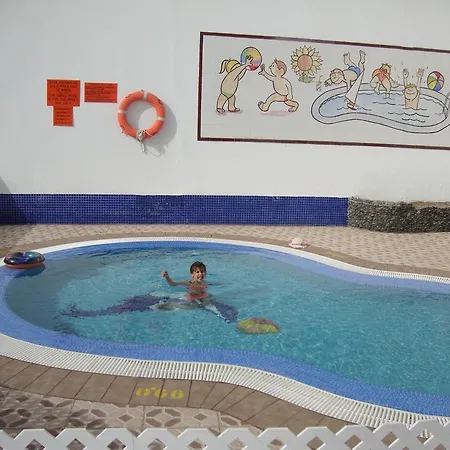 Spacious Flat With Ocean View *